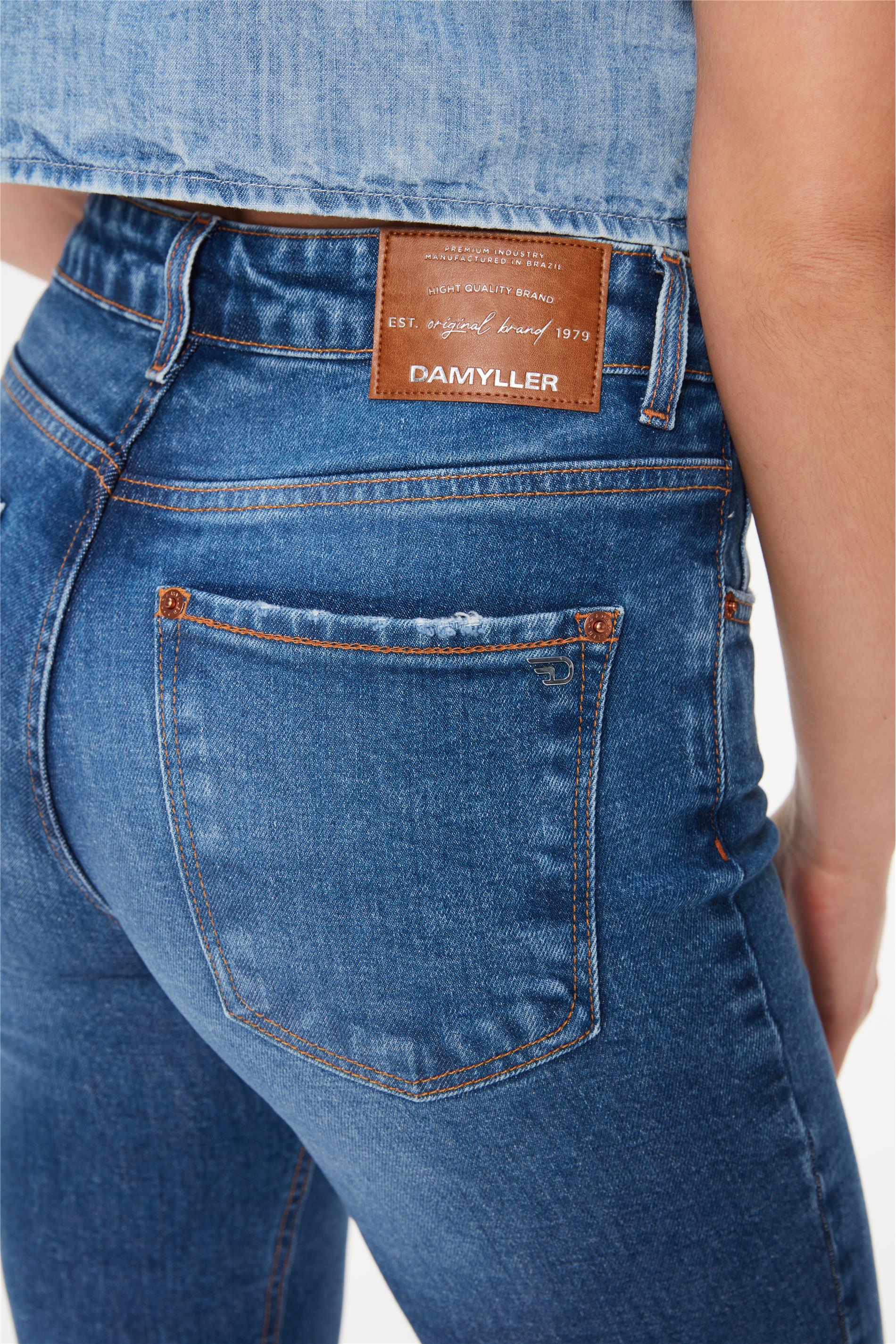 Calça Jeans Boot Cut Desfiada