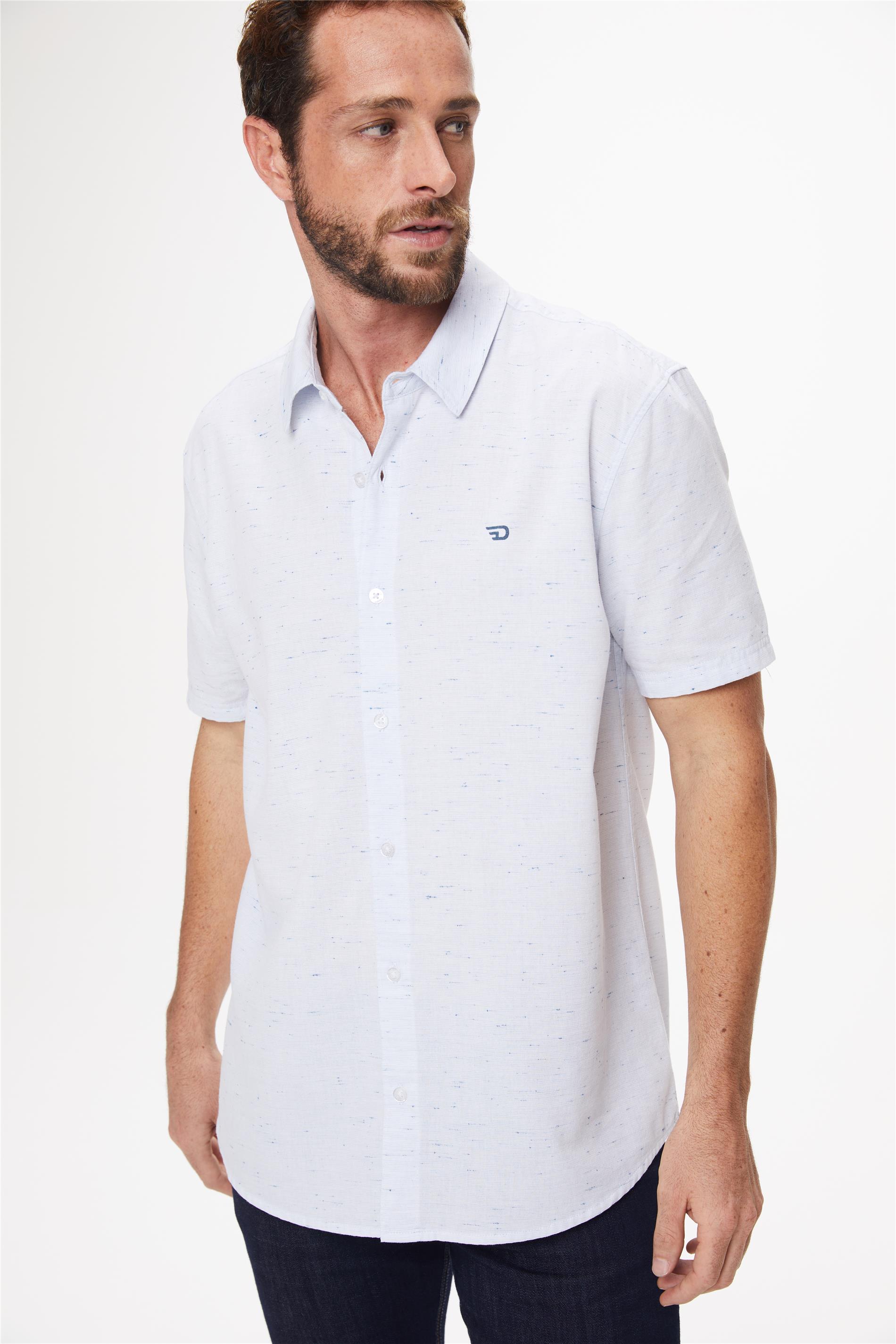 Camisa Texturizada Botões Transparentes