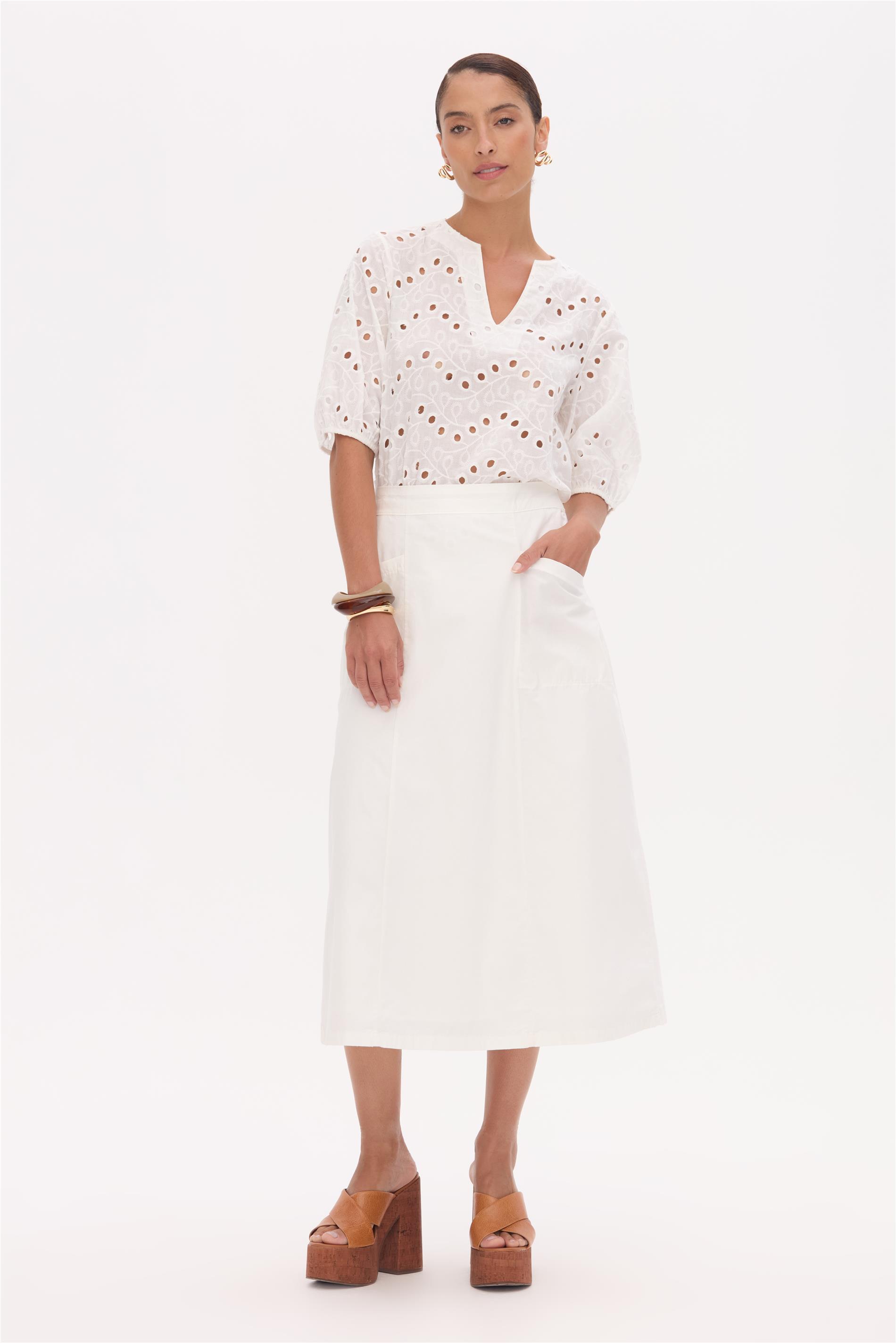 Saia Feminina Midi com Bolsos