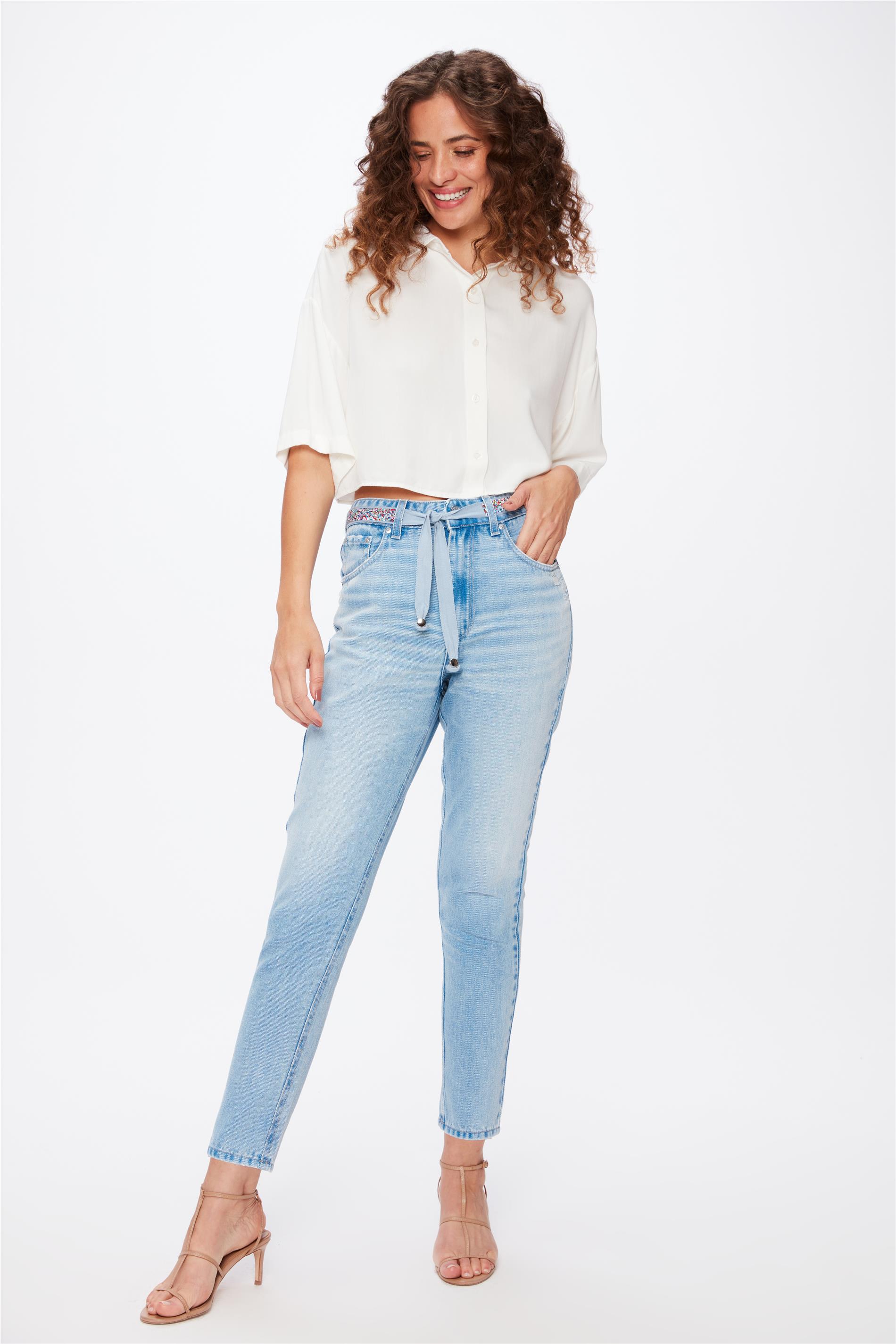 Calça Jeans Mom G5 com Cinto