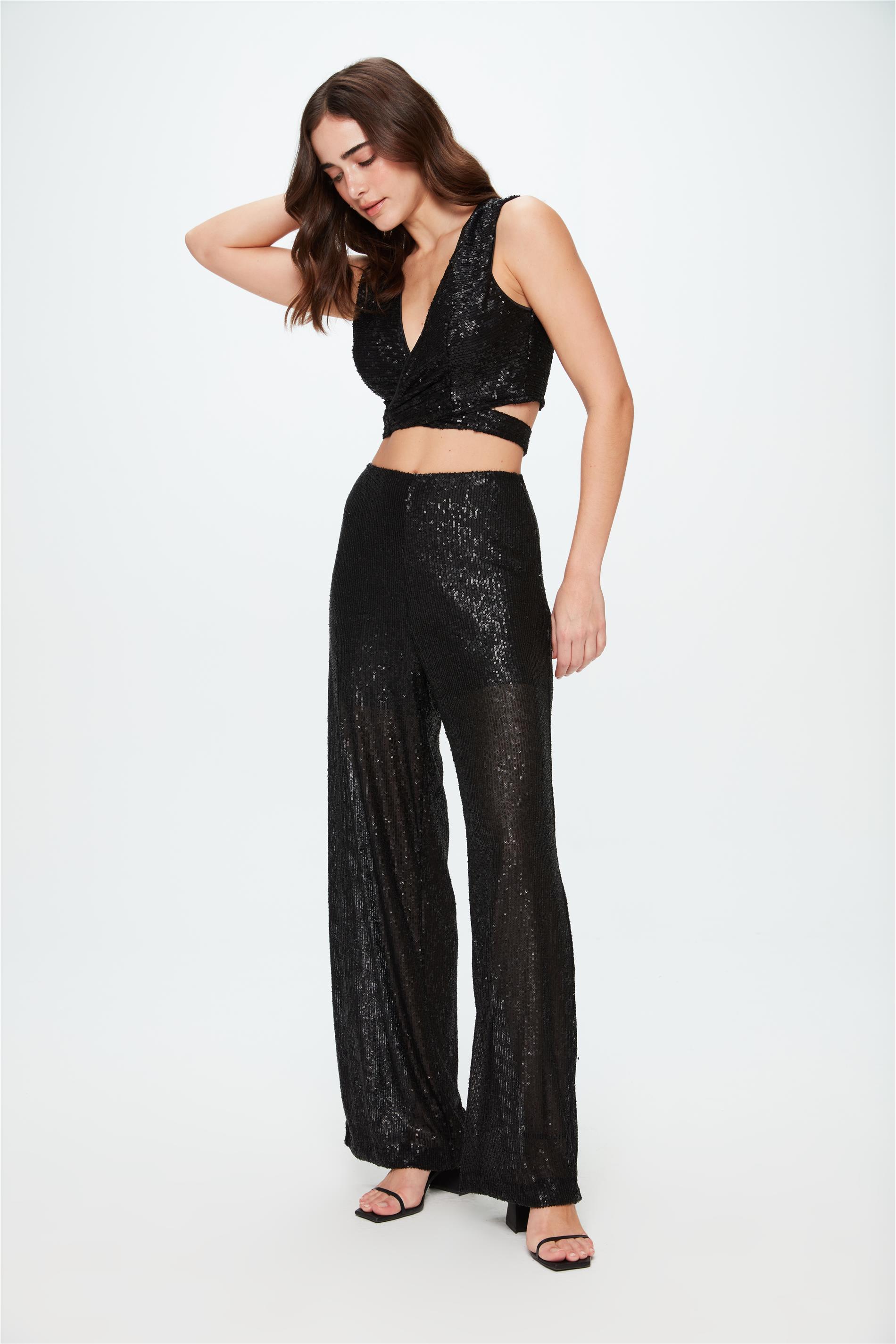 Calça Pantalona de Paetê e Cintura Alta