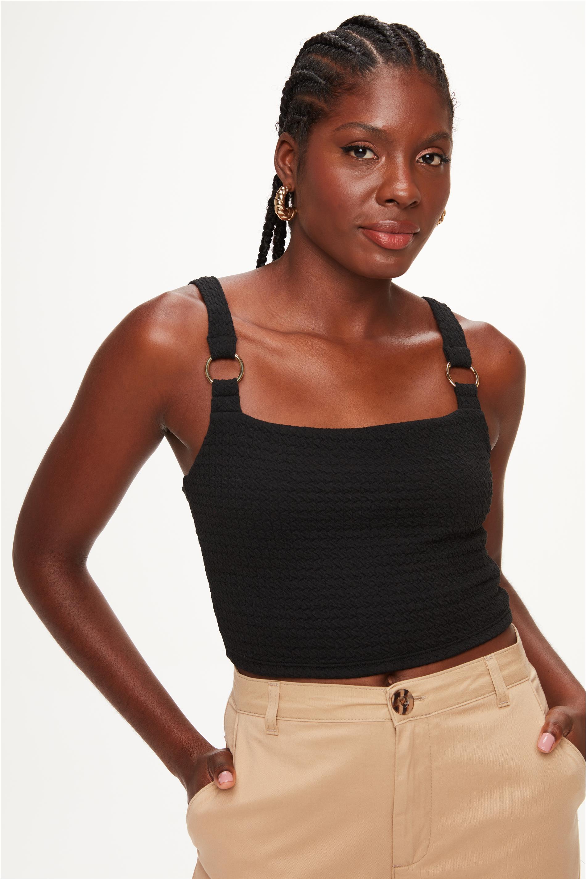 Blusa Cropped com Argolas nas Alças