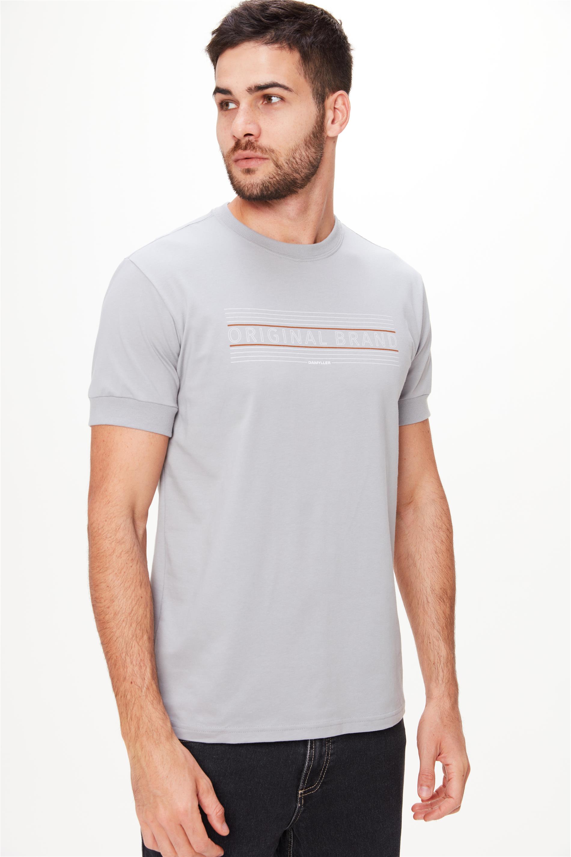Camiseta com Punhos Estampada