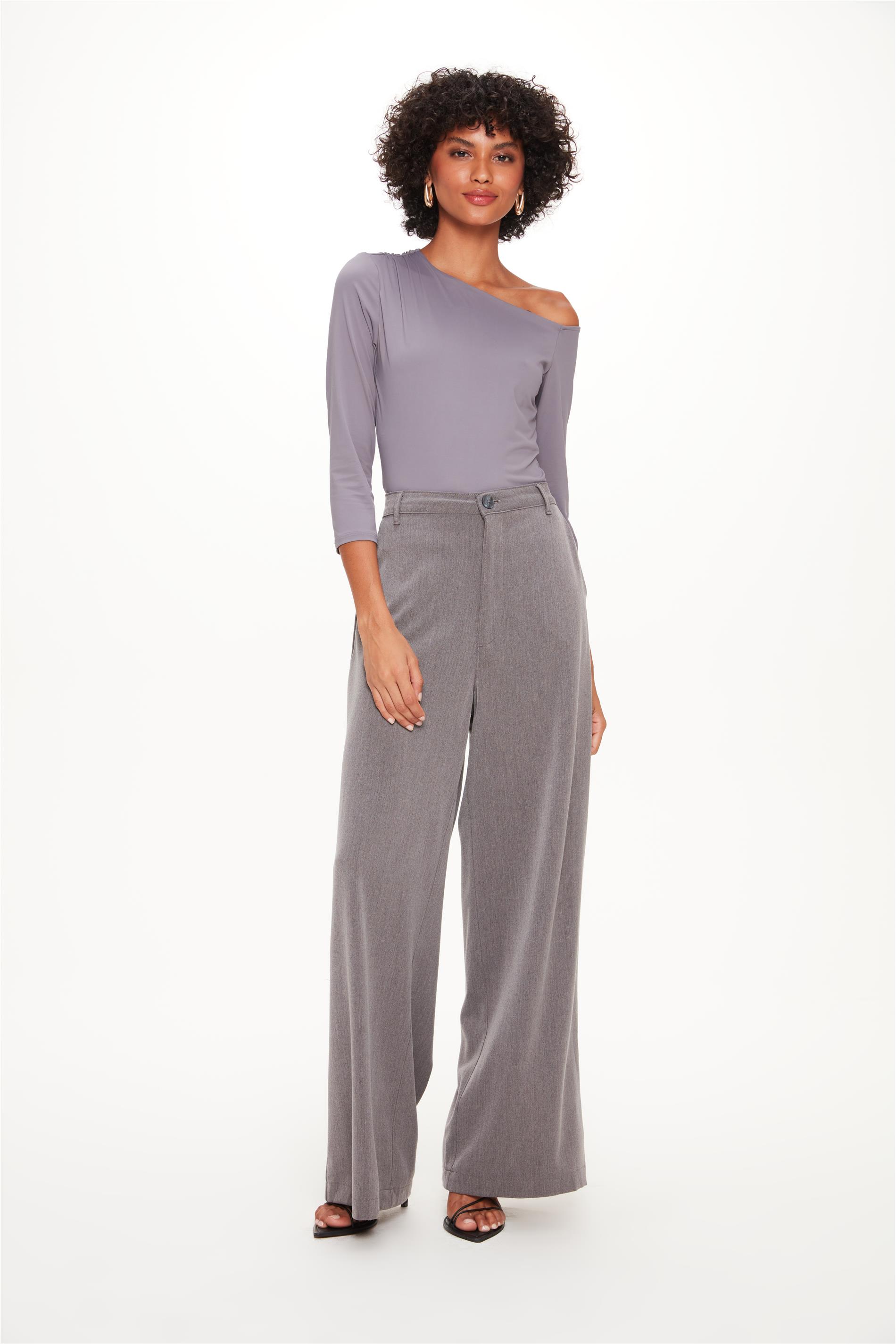 Calça Pantalona em Tecido Plano G5 C1