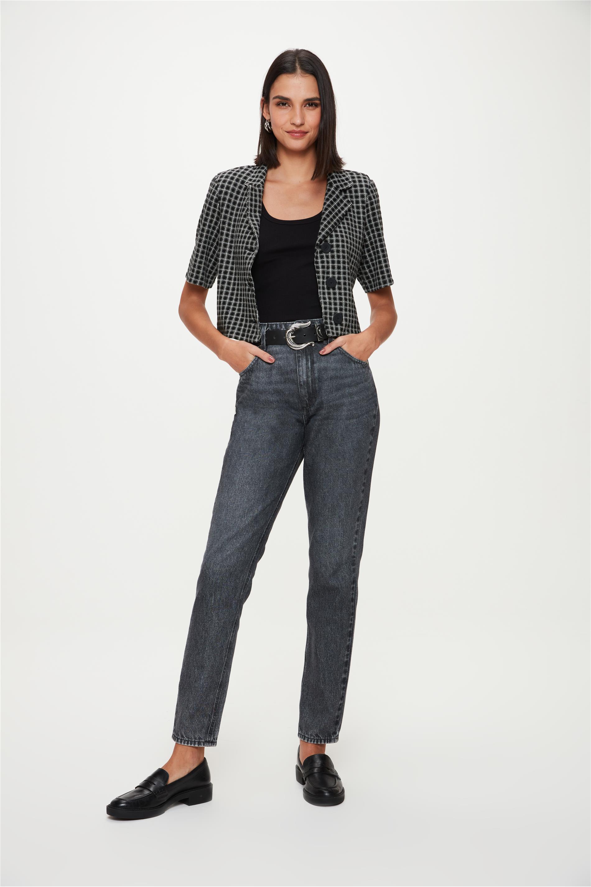 Calça Jeans Mom Black Delavé G5 C1