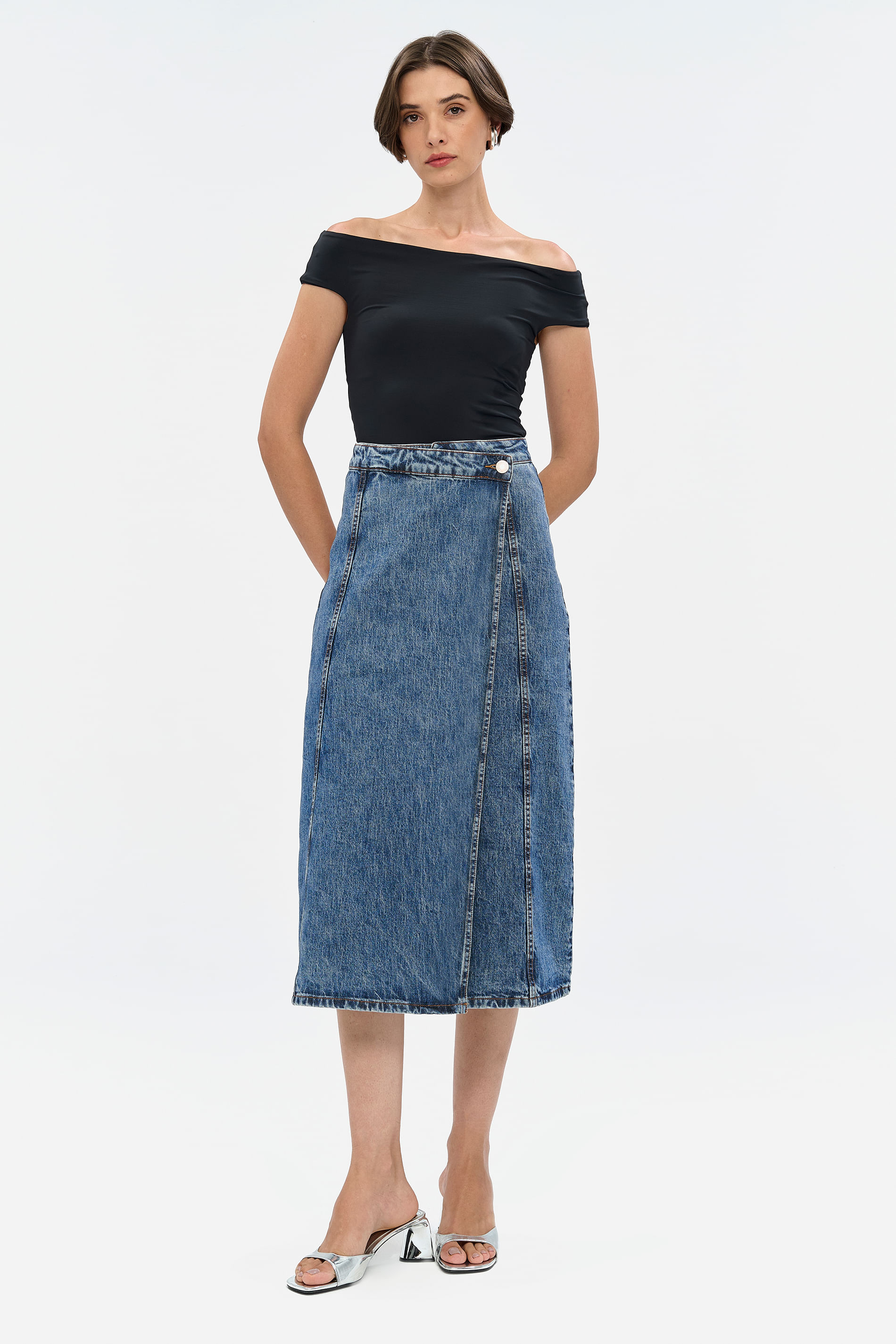 Saia Jeans Midi com Cós Assimétrico
