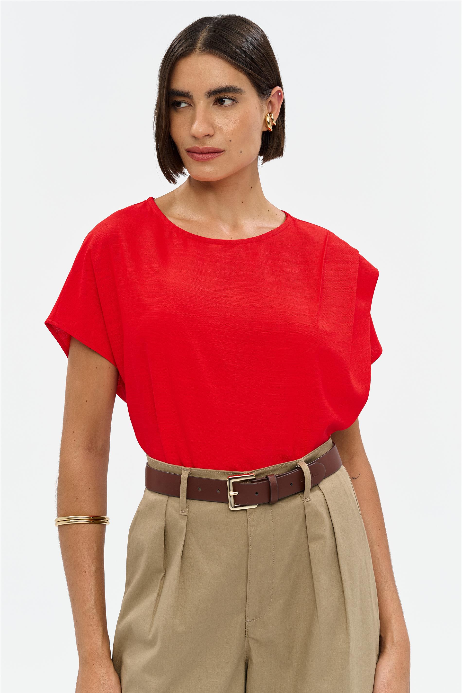 Blusa com Detalhe Franzido Assimétrico
