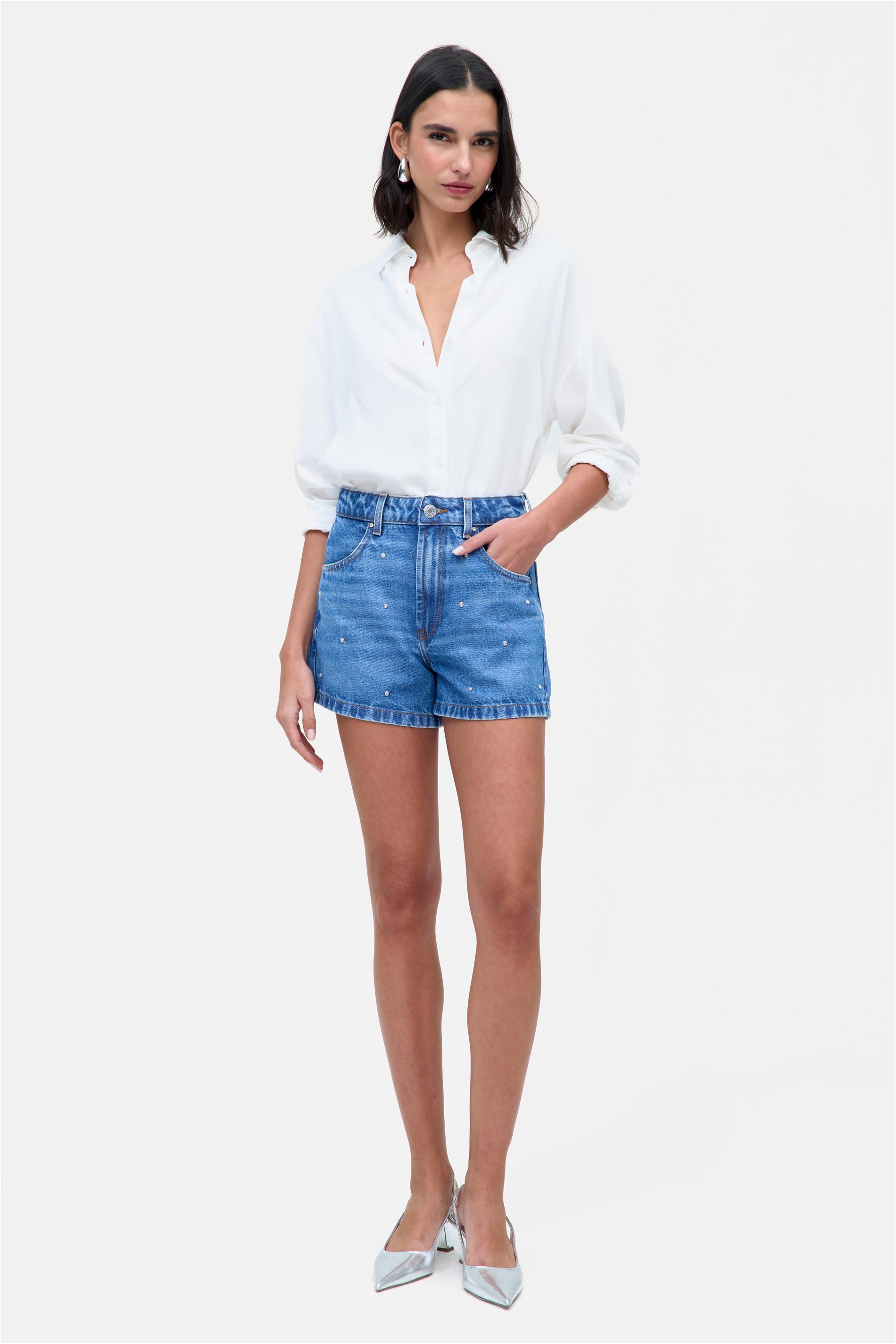 Short Mom G5 Médio Solto com Cristais