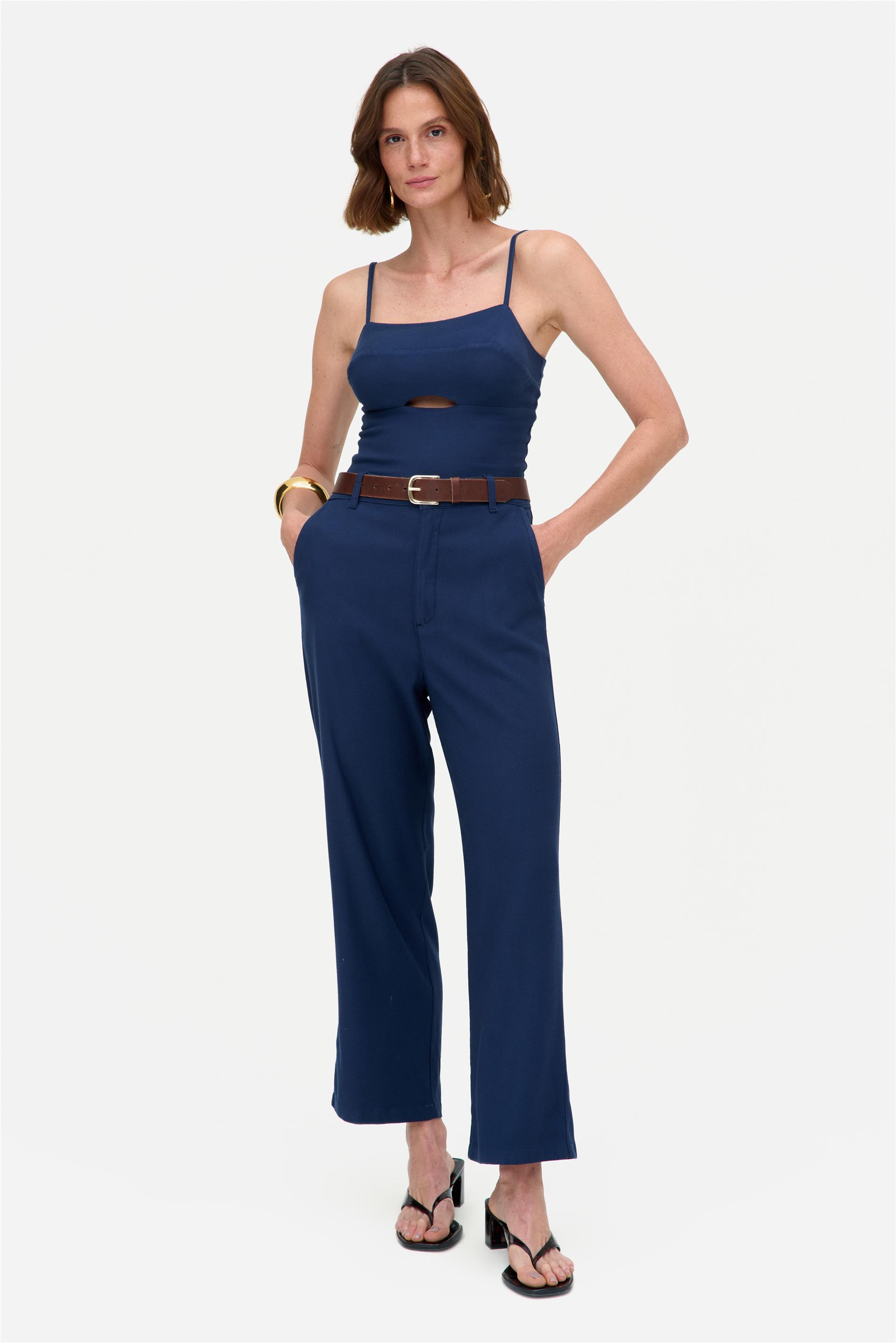 Calça Reta Cropped G4 Bolsos Faca