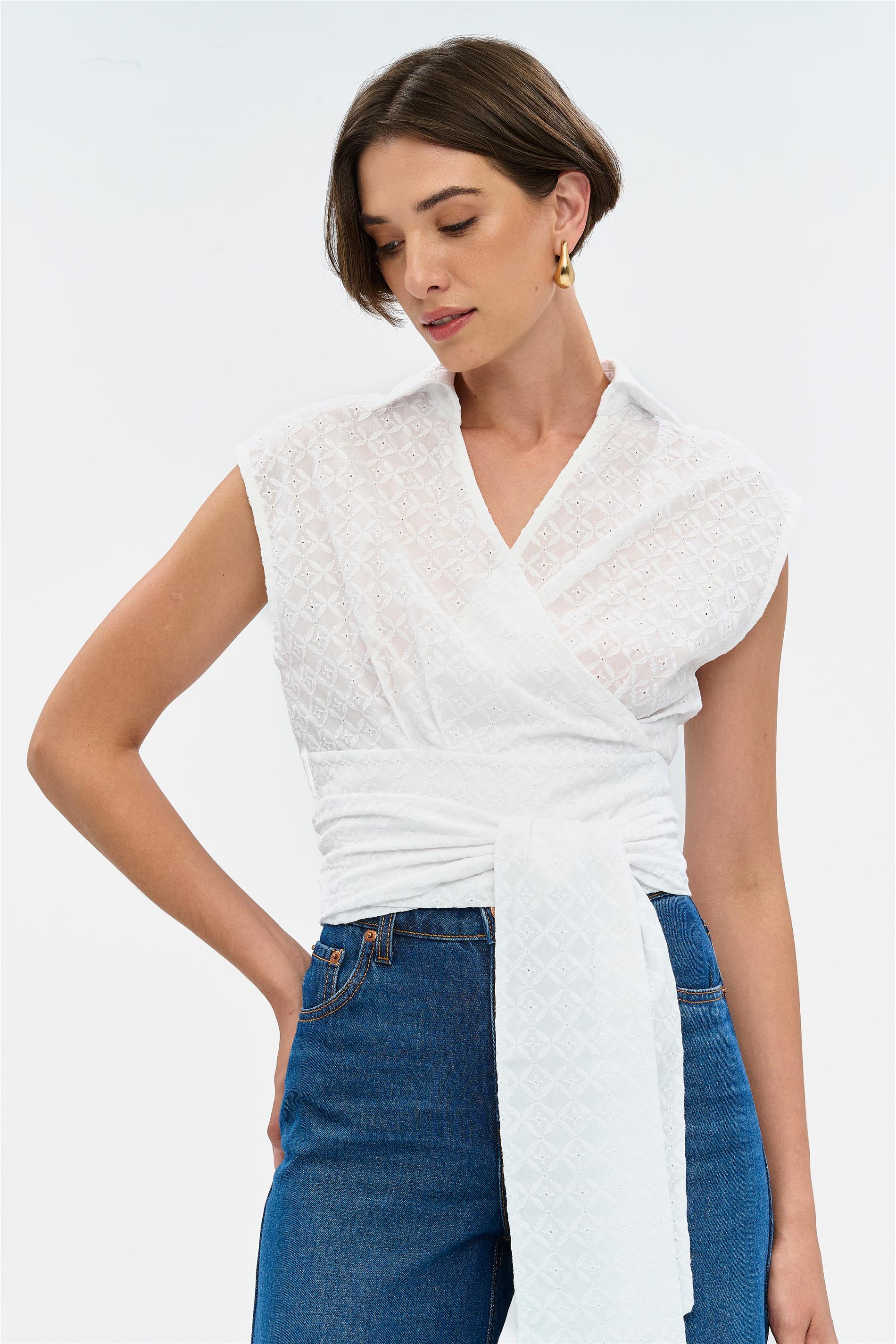 Blusa de Algodão Laise Transpassada