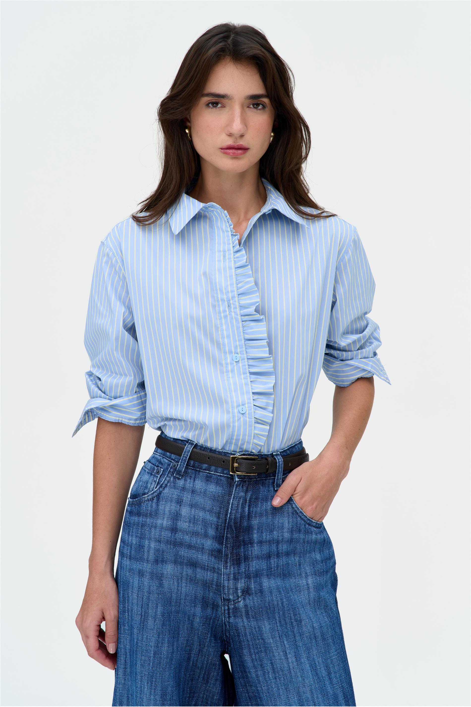 Camisa Feminina Listrada com Franzido