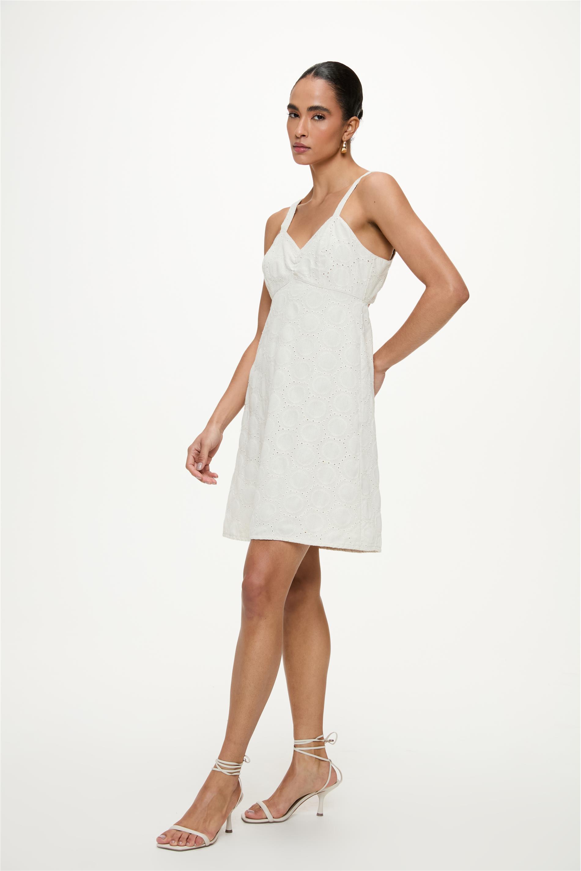 Vestido Médio de Laise com Alças