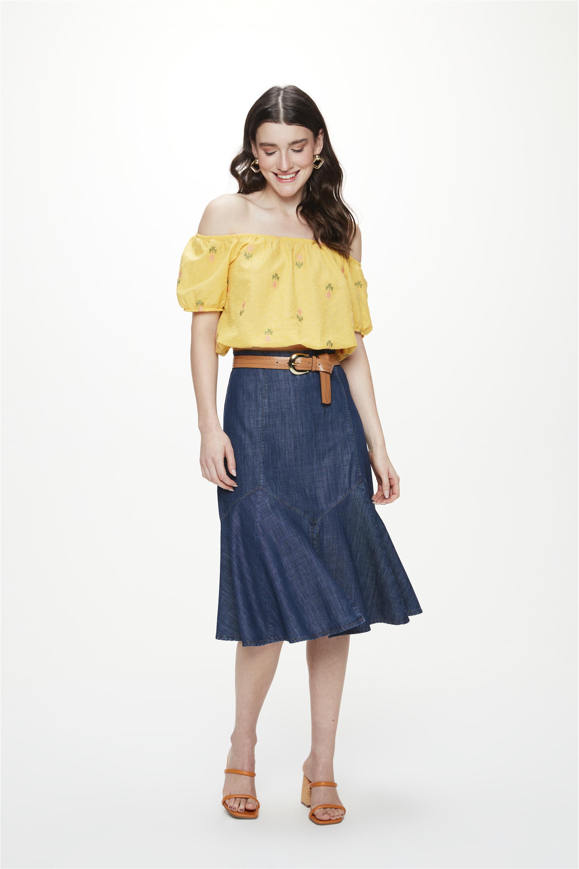 Saia Midi em Denim Leve Escuro com Fenda