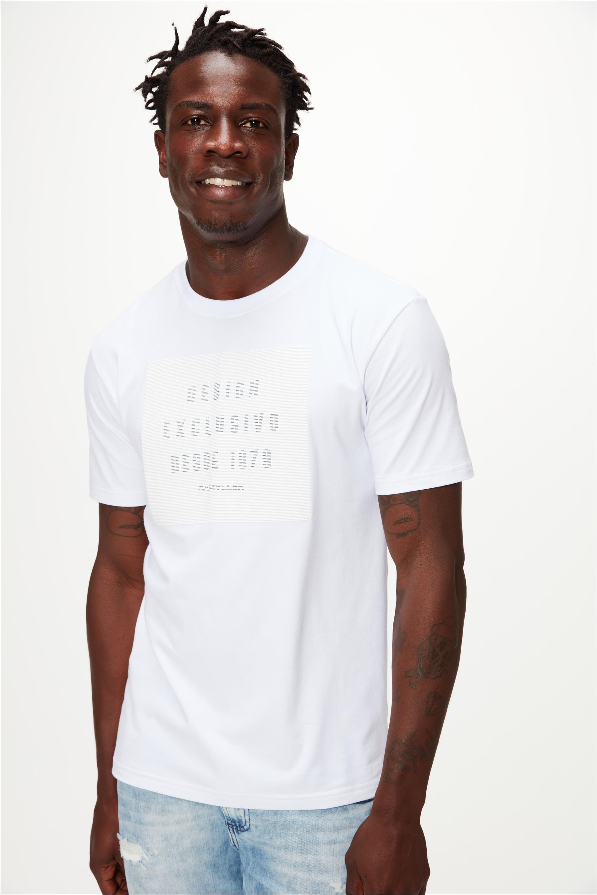 Camiseta com Estampa Design Exclusivo