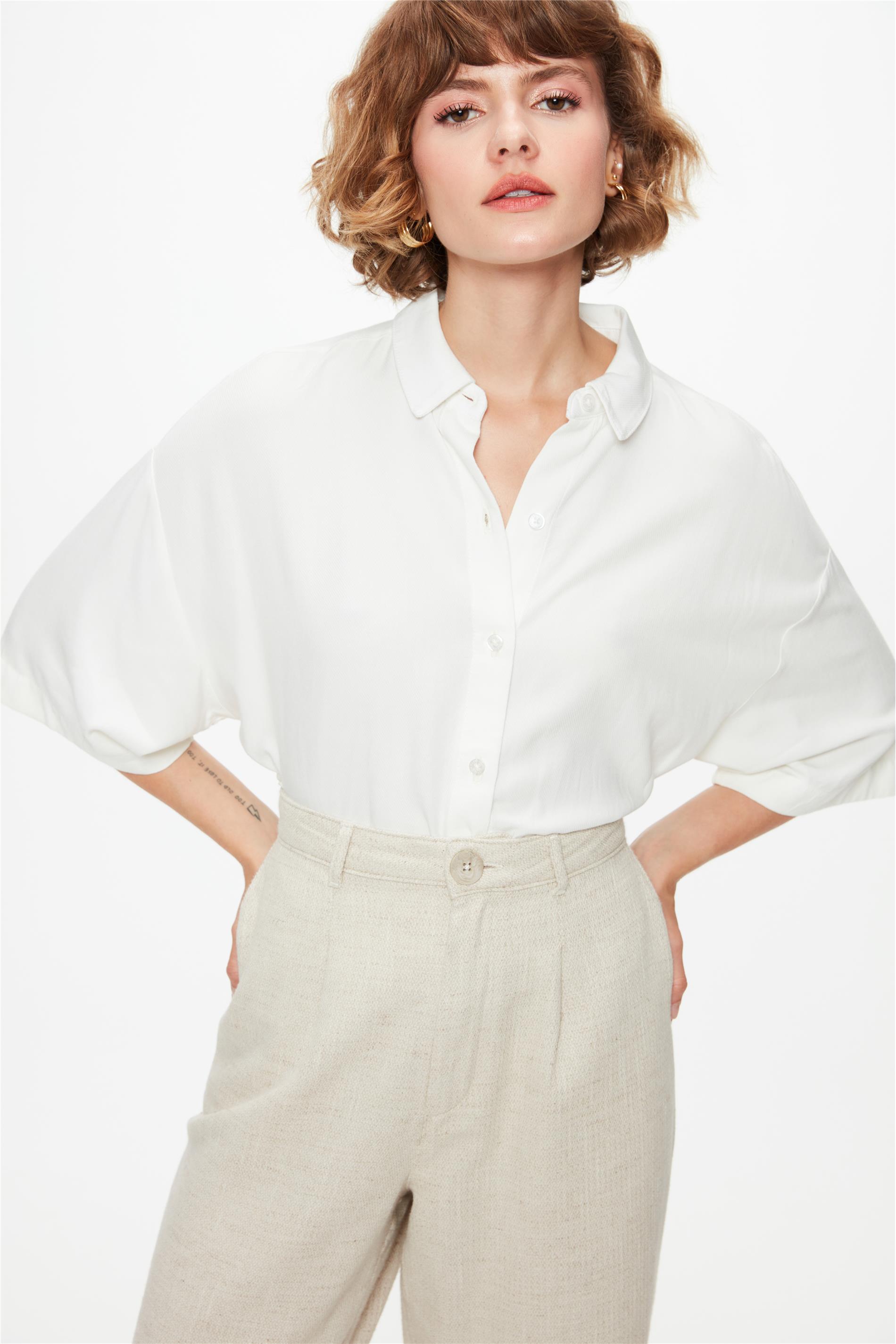 Camisa Cropped de Viscose Ampla