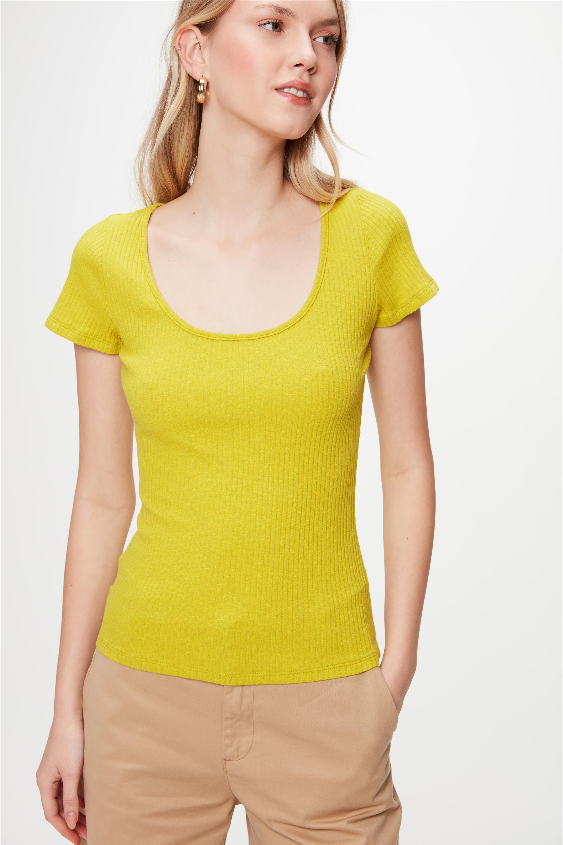 Blusa Canelada Justa Decote Redondo
