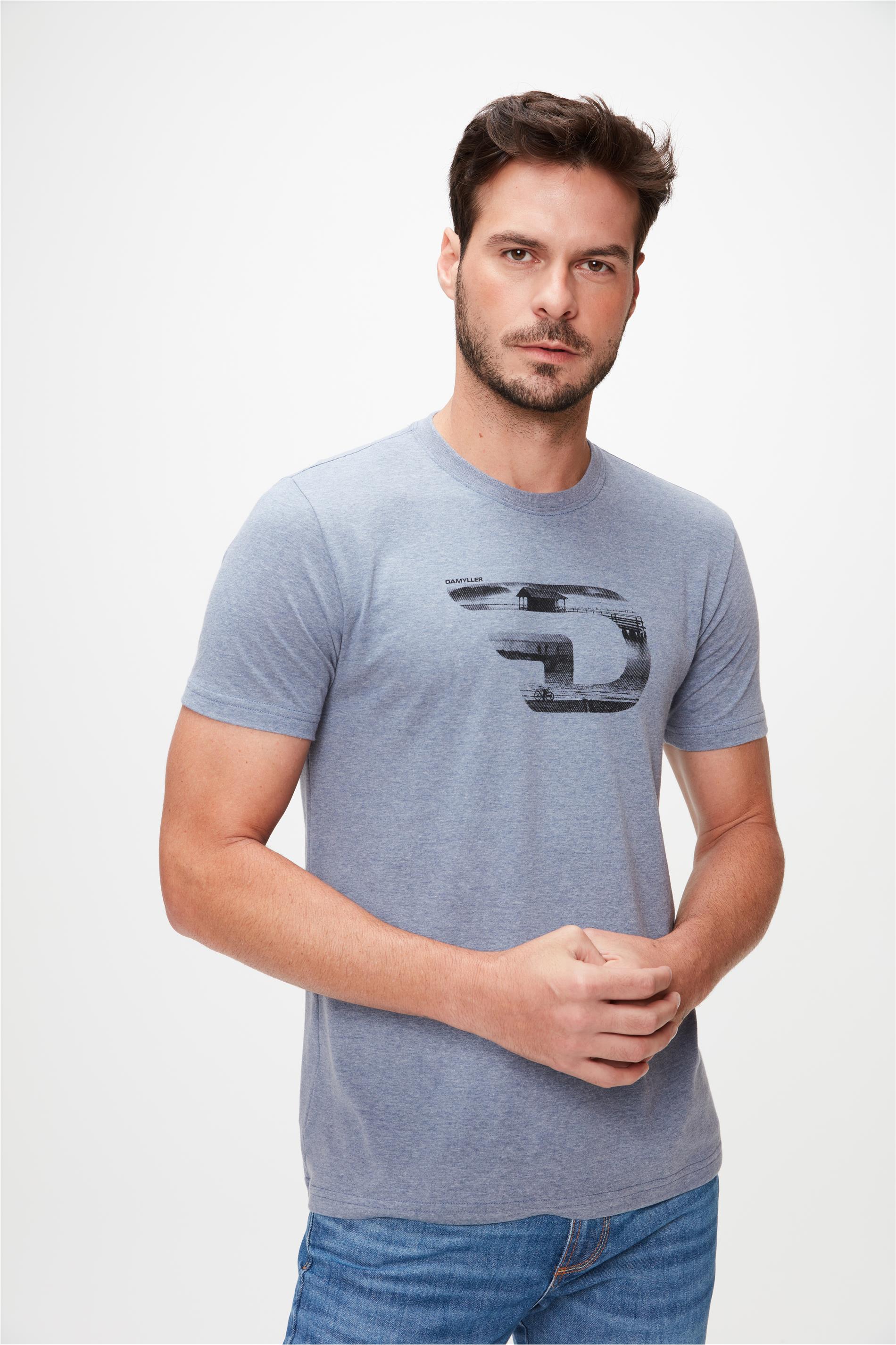 Camiseta com Estampa Logo Paisagem