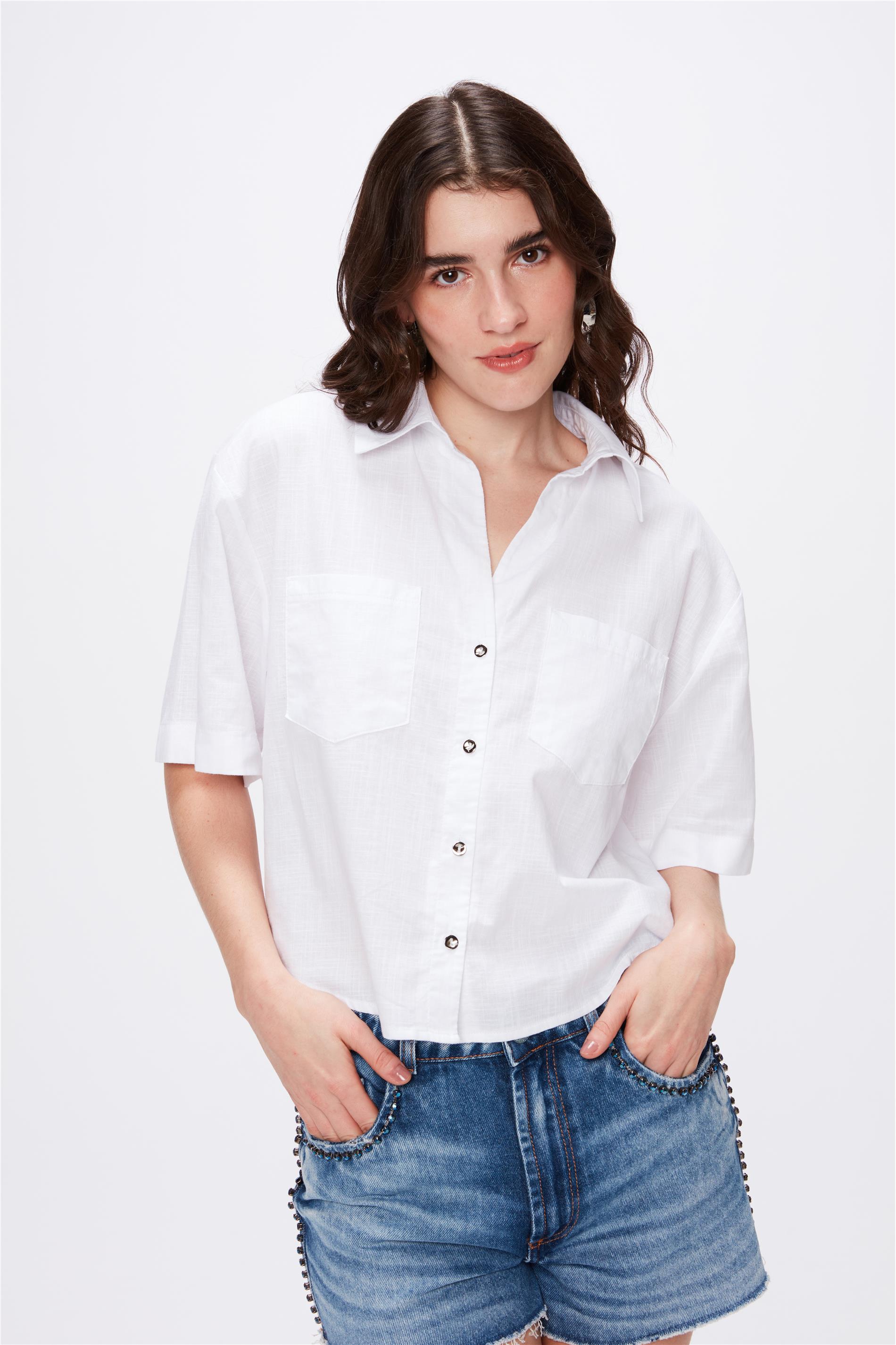 Camisa Cropped Solta com Botões