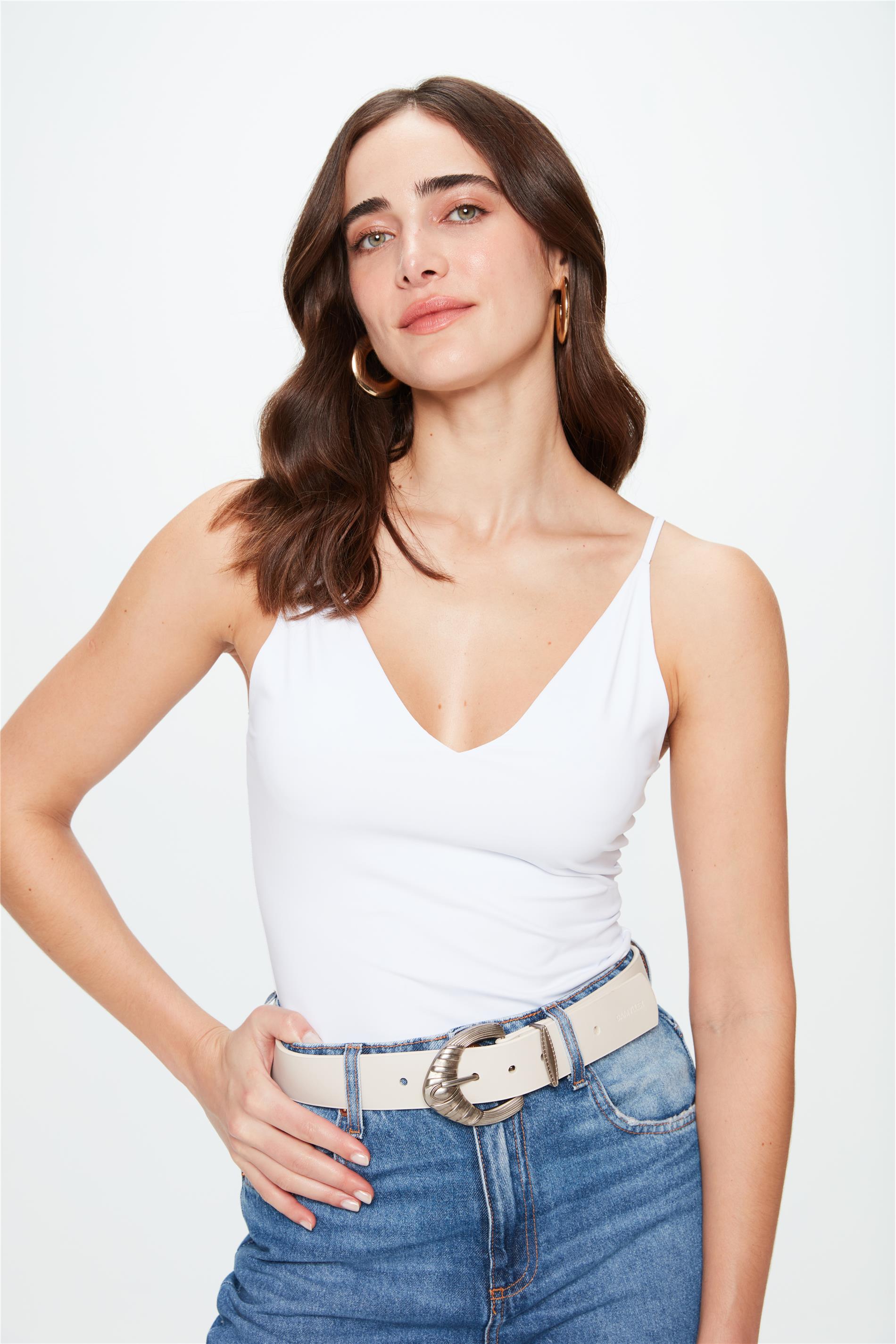 Blusa Cropped com Alças Finas e Decote