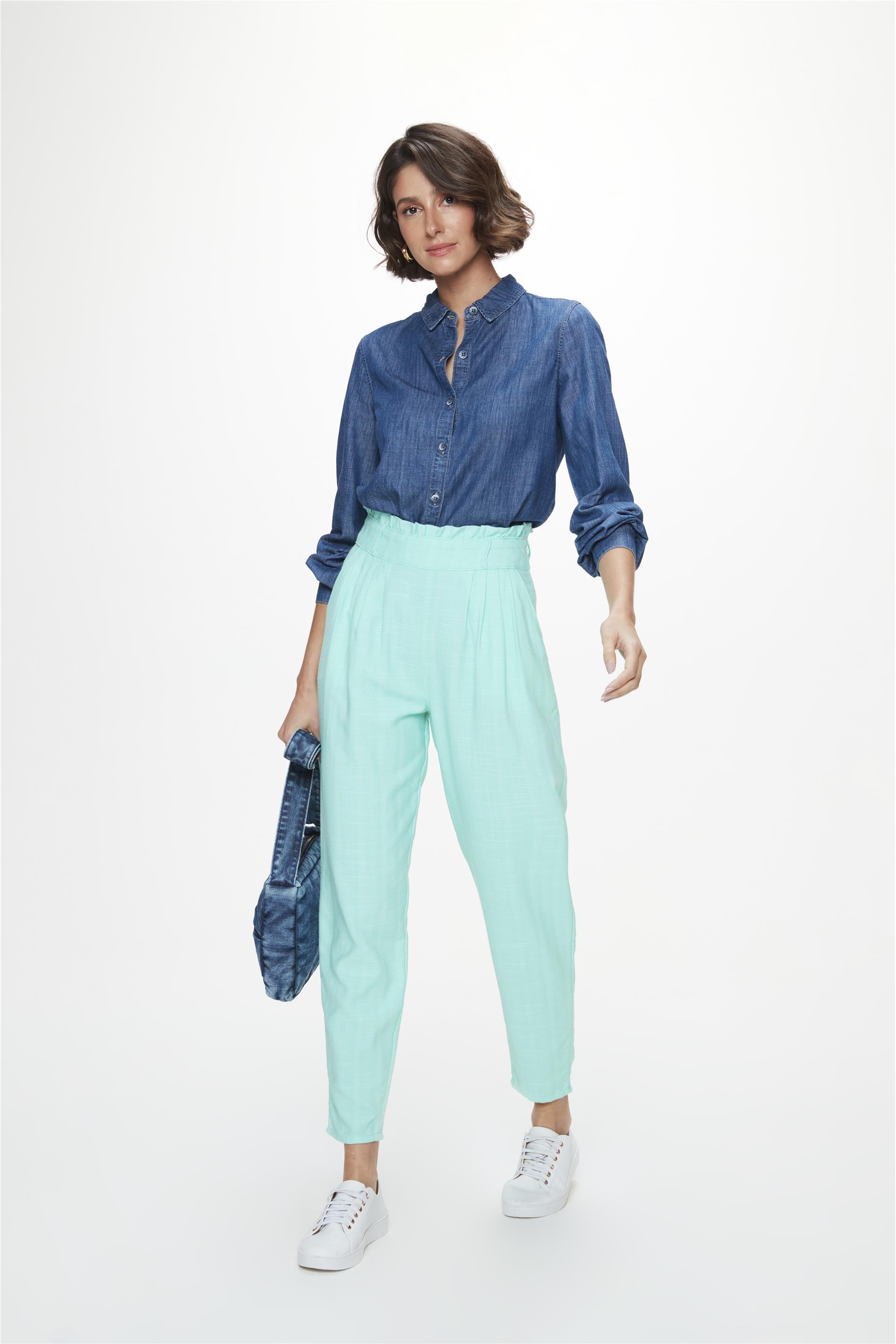 Calça Clochard Cropped Tecido Plano