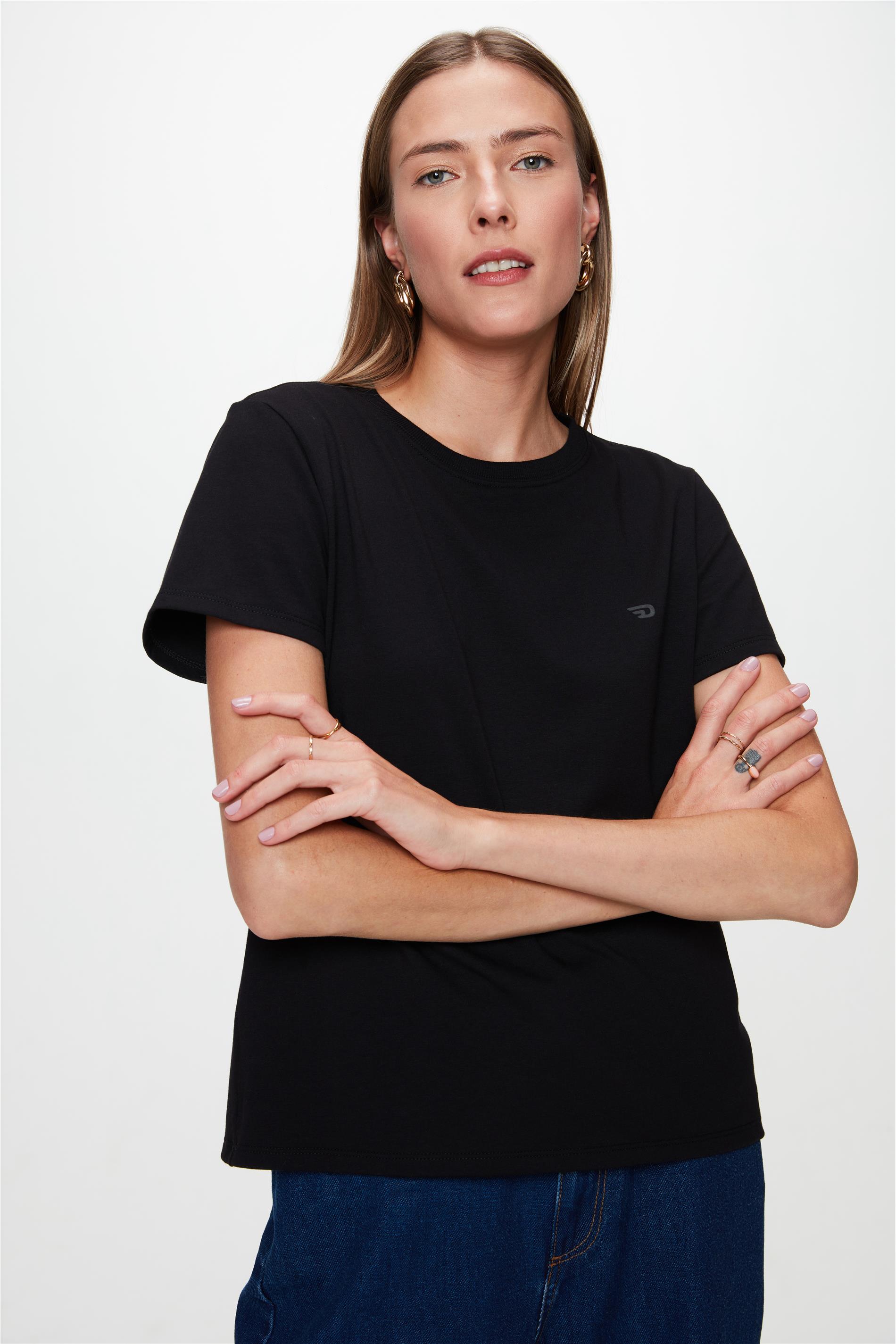 Camiseta Lisa com Logo Feminina