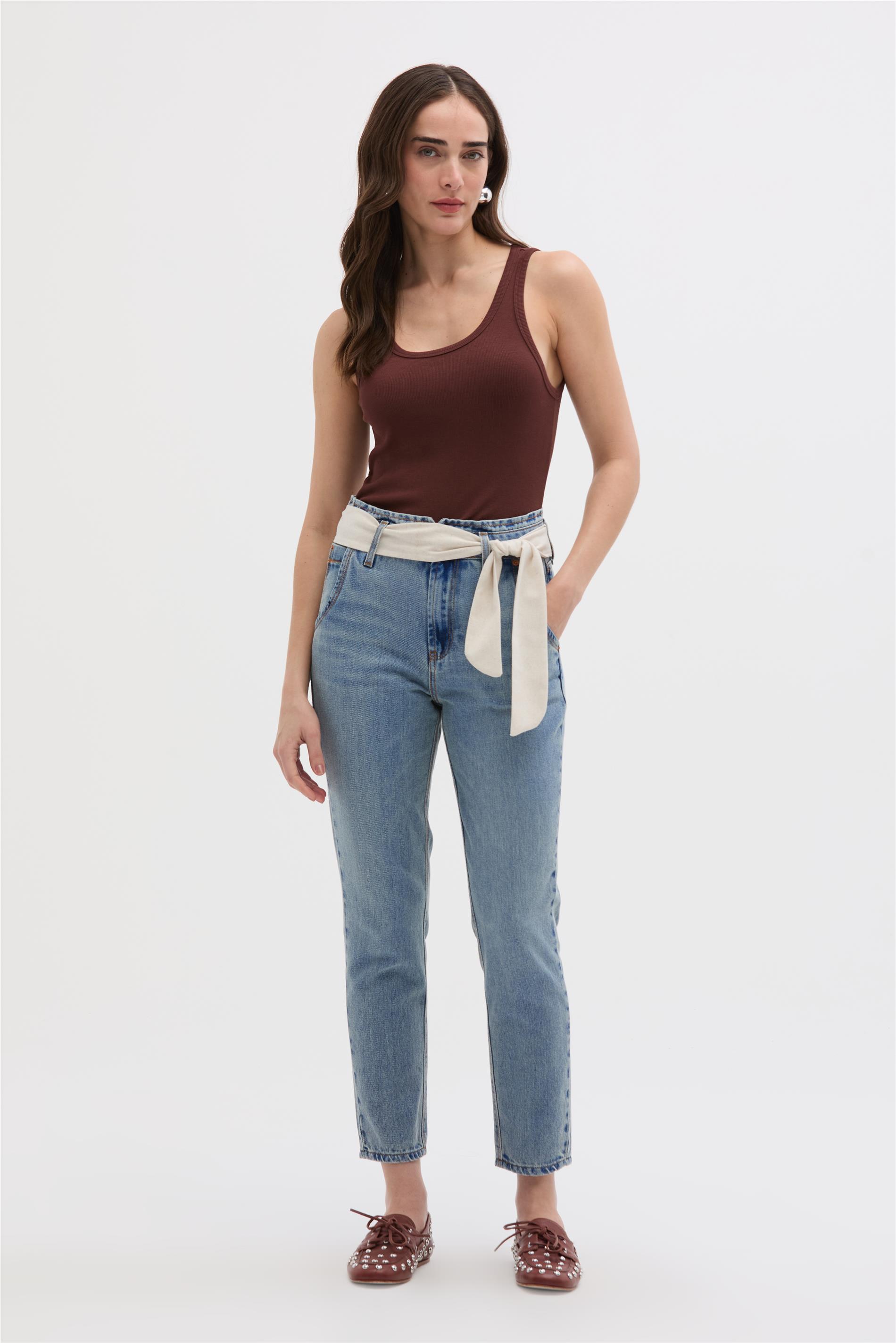 Calça Jeans Clochard Cropped com Lenço