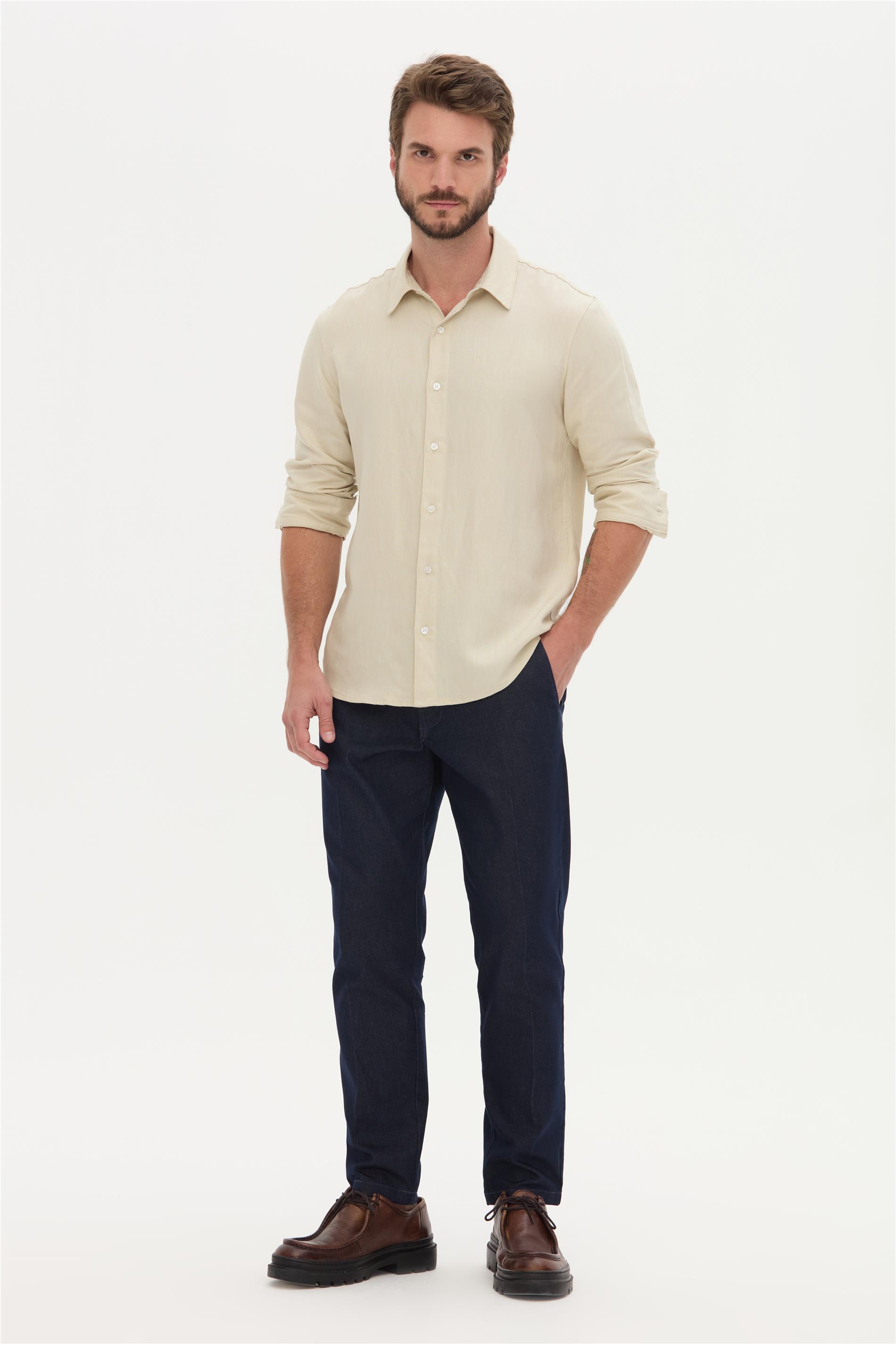 Calça Masculina de Alfaiataria com Vinco