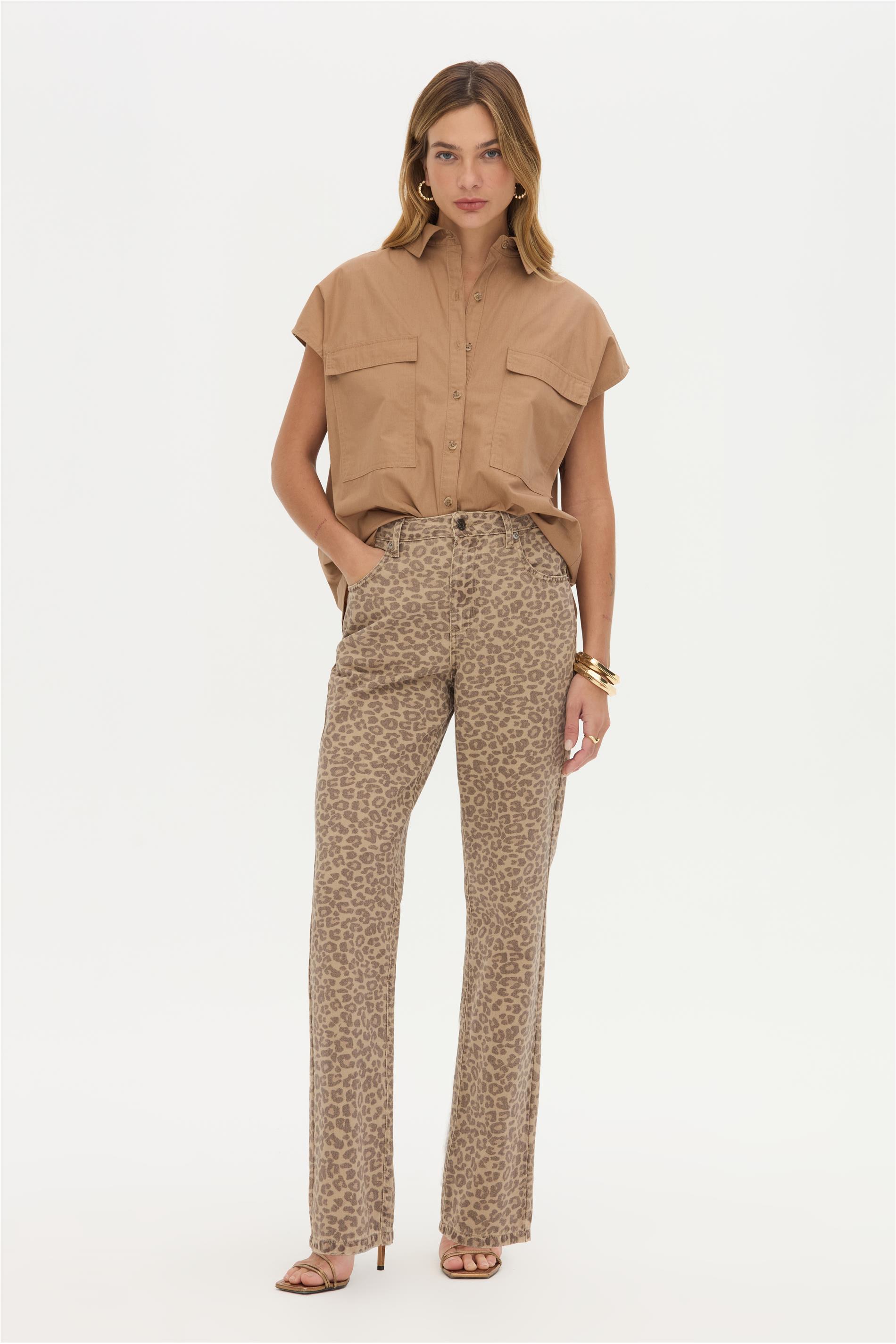 Calça Feminina Animal Print em Sarja