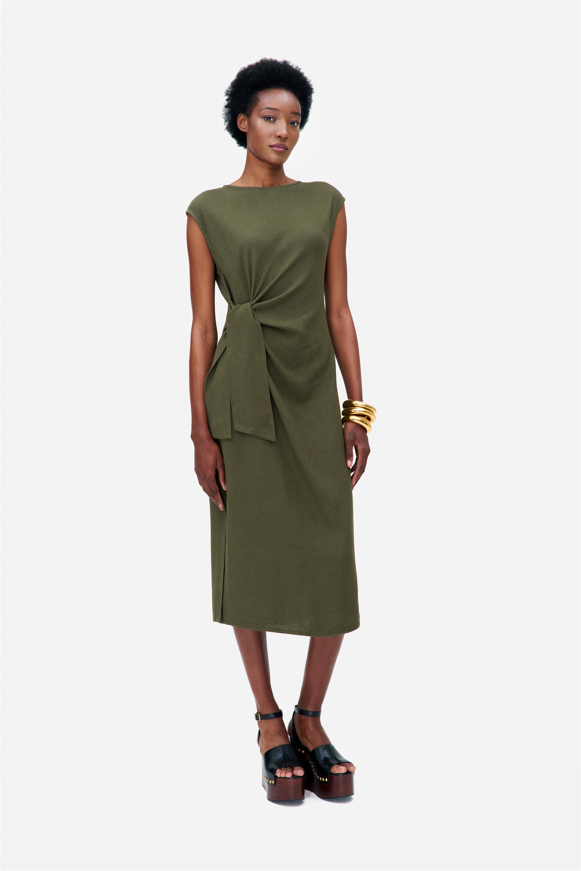 Vestido Midi Solto com Amarração Lateral