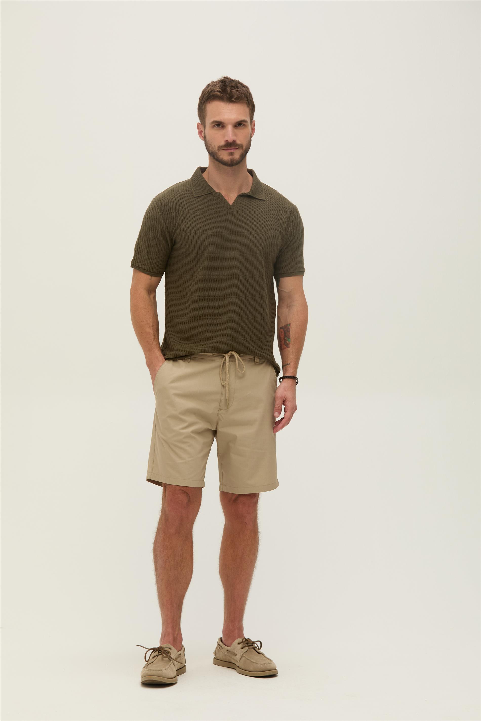 Bermuda Masculina Jogger em Algodão