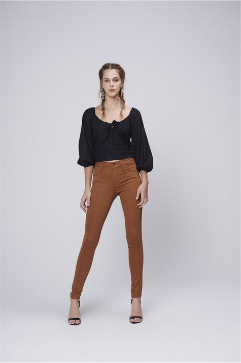 calça marrom jeans feminina