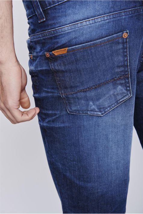 Bermuda-Reta-Jeans-Masculina-Detalhe-1--