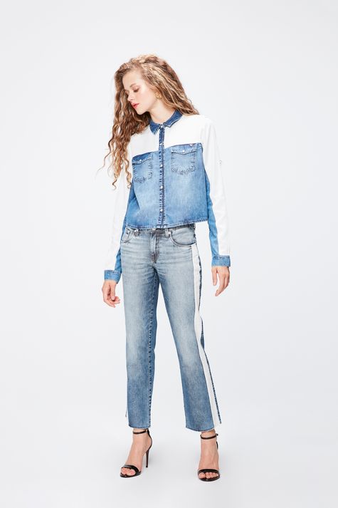 Camisa-Jeans-com-Recortes-Feminina-Detalhe-1--