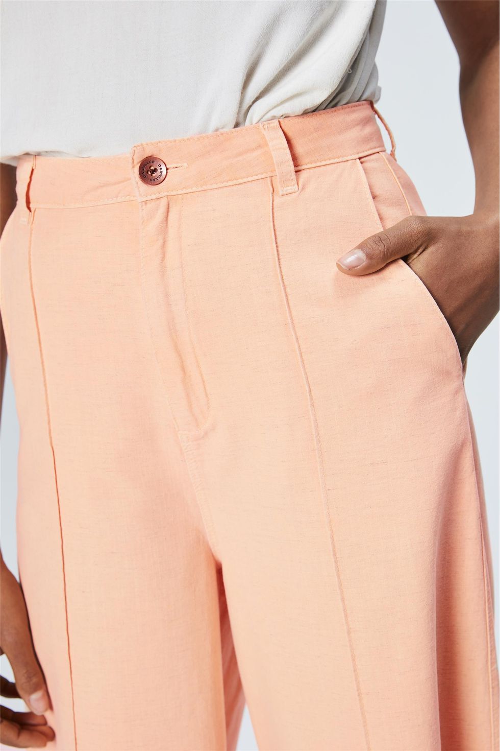 calça pantacourt de alfaiataria