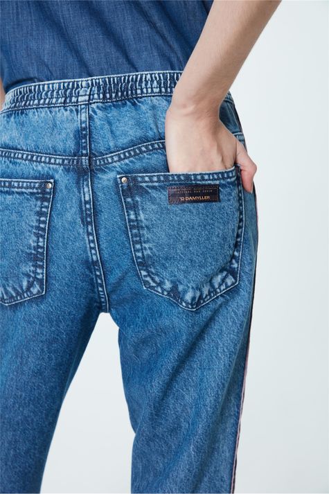 Calca-Jeans-Jogger-com-Recortes-Feminina-Detalhe-1--