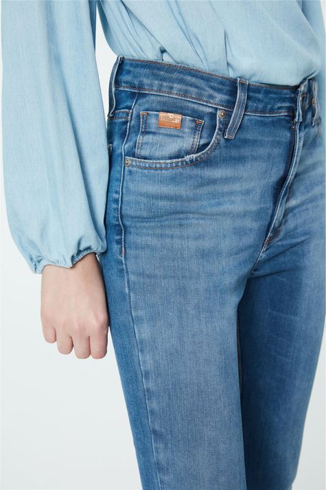 Calca-Jeans-Azul-Claro-Jegging-Cropped-Detalhe-1--