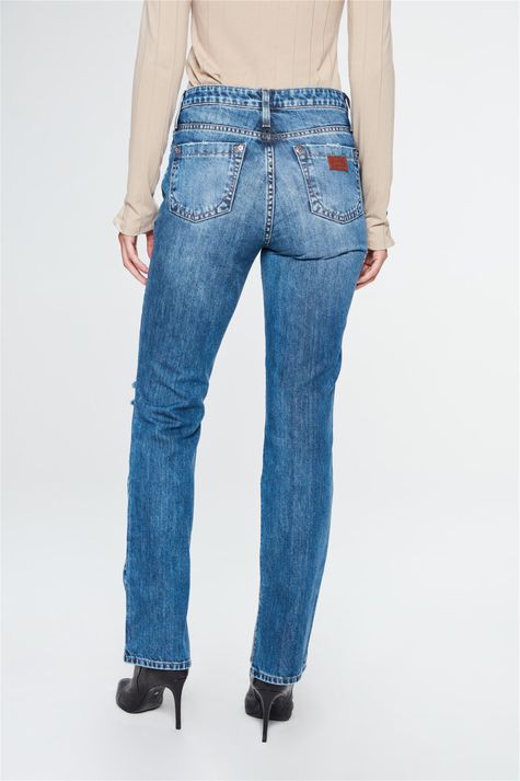 Calca-Jeans-Reta-Cintura-Alta-com-Fendas-Detalhe--