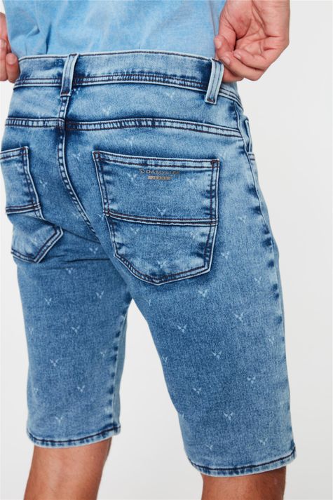 Bermuda-Jeans-Skinny-com-Estampa-Detalhe-2--