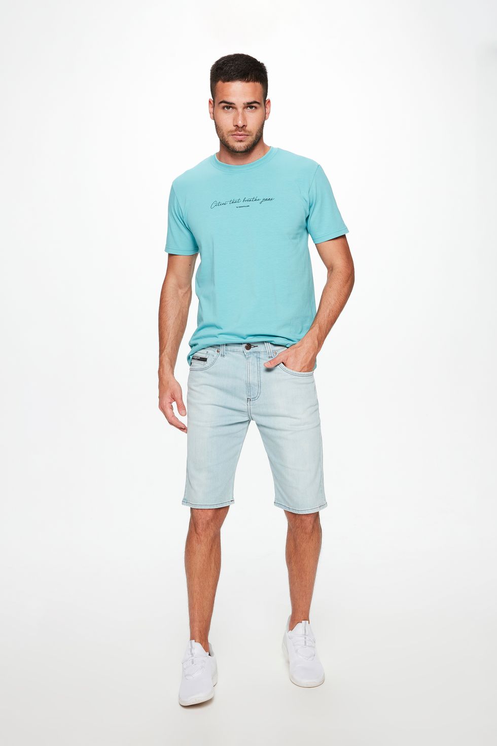 Bermuda-Jeans-Claro-Slim-C29-Masculina-Frente--