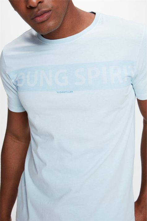 Camiseta-com-Estampa-Young-Spirit-Detalhe-1--