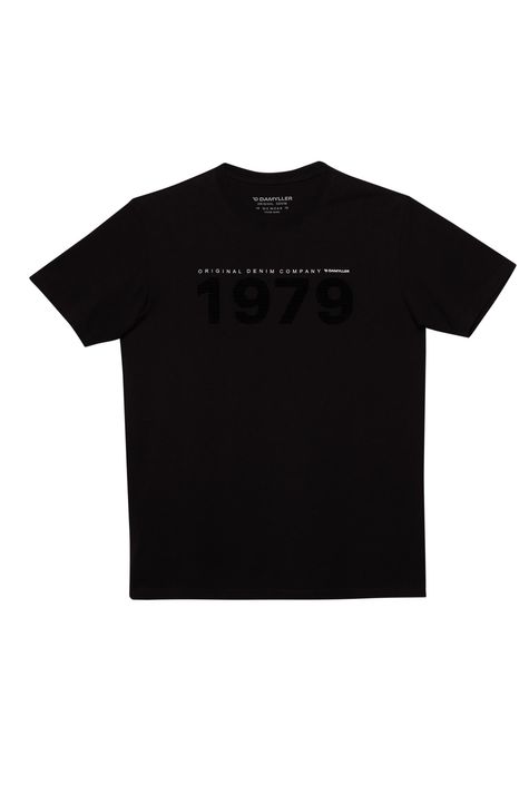 Camiseta-com-Estampa-1979-Masculina-Detalhe-Still--
