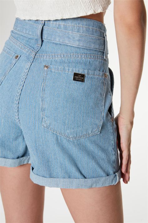 Short-Jeans-Listrado-Curto-Clochard-Detalhe-1--