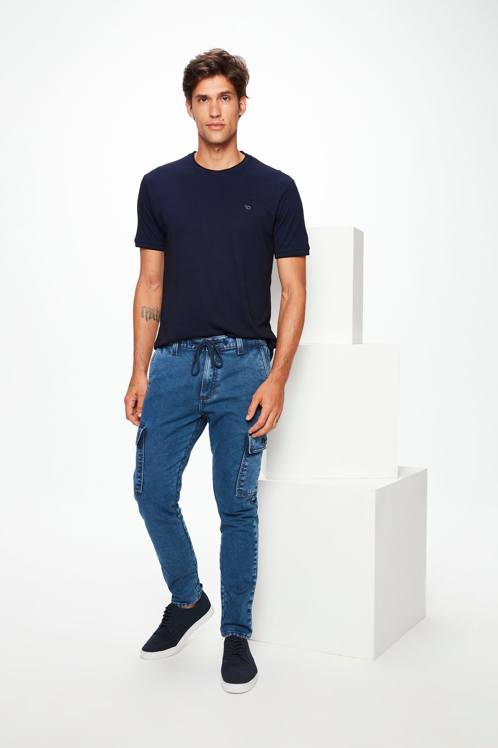 Calças Masculinas de Luxo - Jeans, Jogger, Cargo e Social