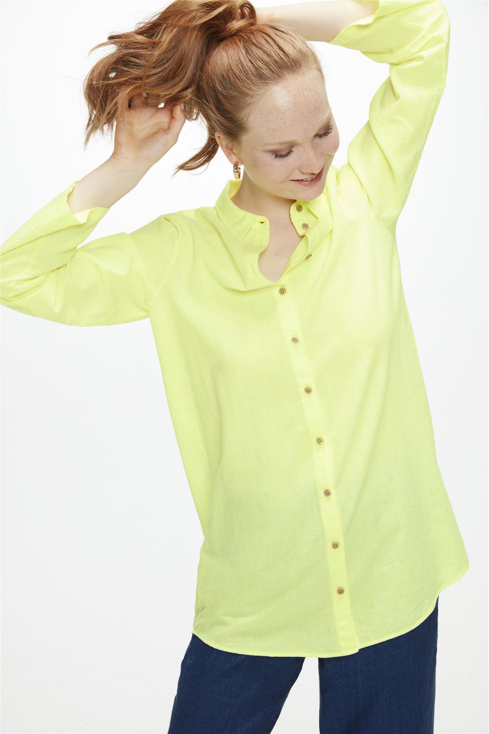 Camisa-Alongada-Amarelo-Neon-Frente--