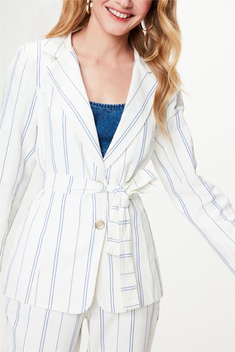 Blazer-Listrado-com-Amarracao-na-Cintura-Frente--