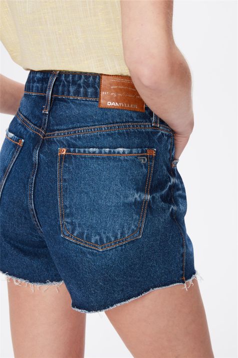 Short-White-Denim-Mom-G5-Curto-Frente--